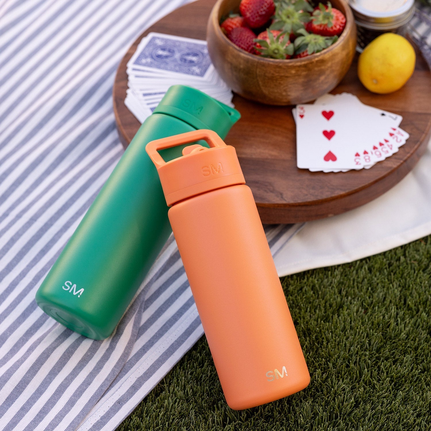 Summit Water Bottle with Straw Lid - Image 4